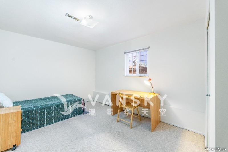 250705211613_room 2.jpg